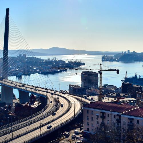Владивосток, хороший вид на мост.