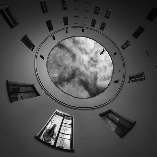 Ring House Courtyard