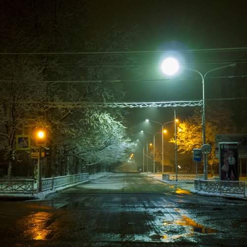 Город в ожидании...