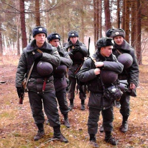солдаты