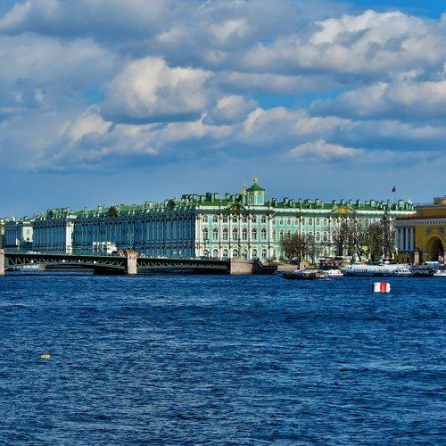 Петербург весенний..