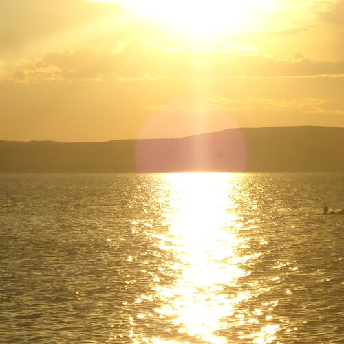 Море