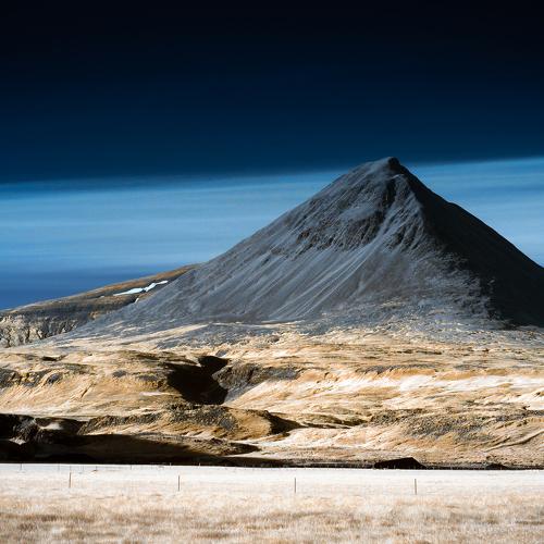 InfraRed ... mysterious light of Iceland.