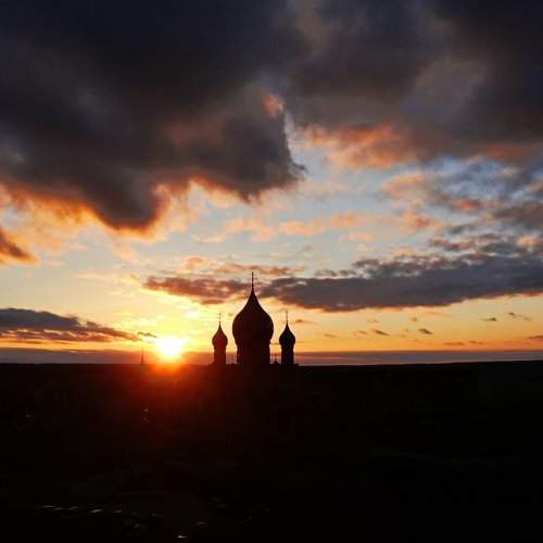 Вечер.