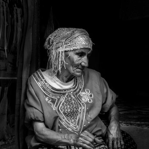 Elderly Moroccan lady