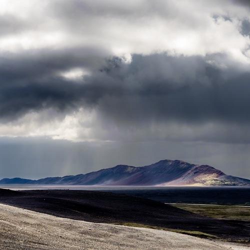 La tormenta en la montaña