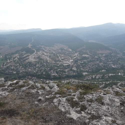 На краю