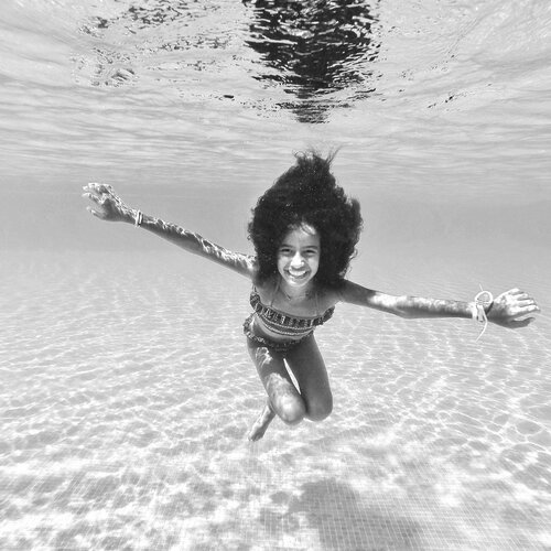 Sparkling Under water