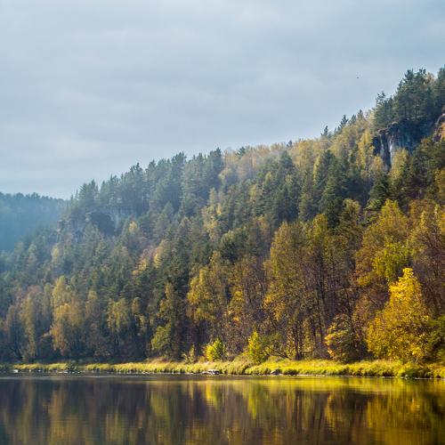 Осеннее утро на реке Ай