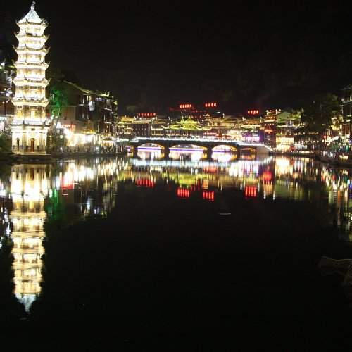 night mirror of Fenghuang