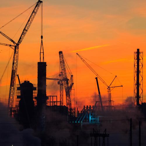 Утро в промышленном районе Москвы
