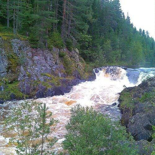 Водопад Кивач ( Карелия)