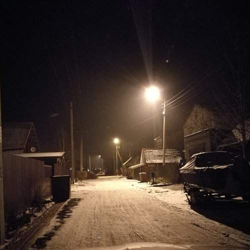 в переулке