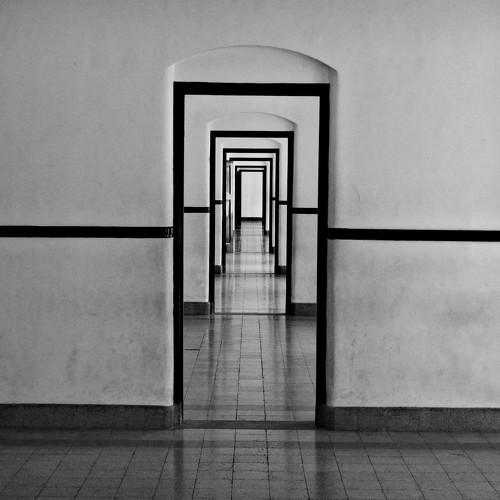 100 Doors
