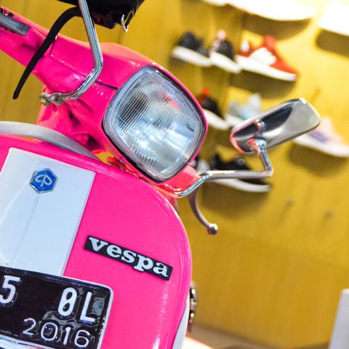 Vespink; Vespa in Pink