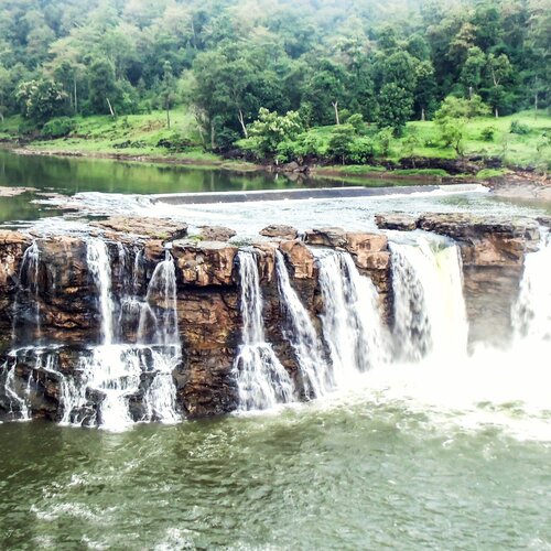 Gira waterfall