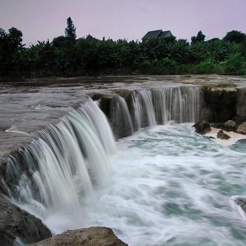 Parigi Waterfall #2