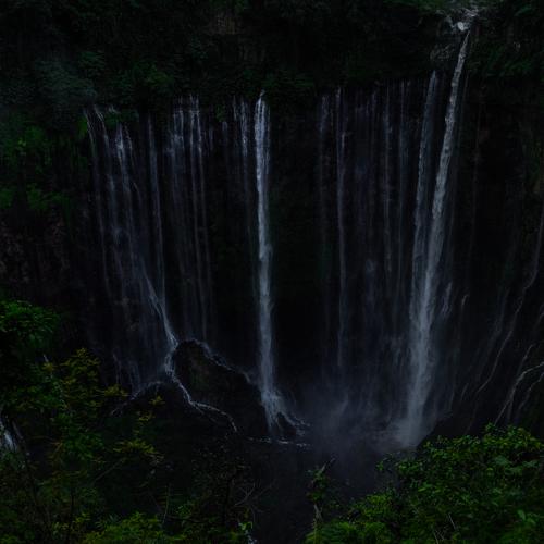 Thousand Waterfalls