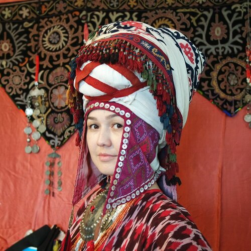 Kyrgyz traditional dressing