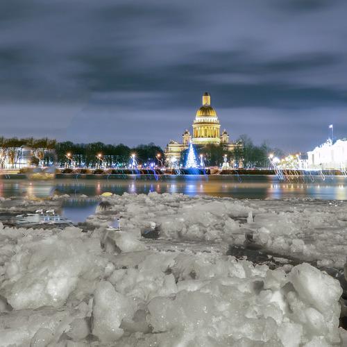 Новогодний Петербург