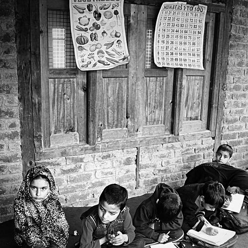 Group of students posing for the picture