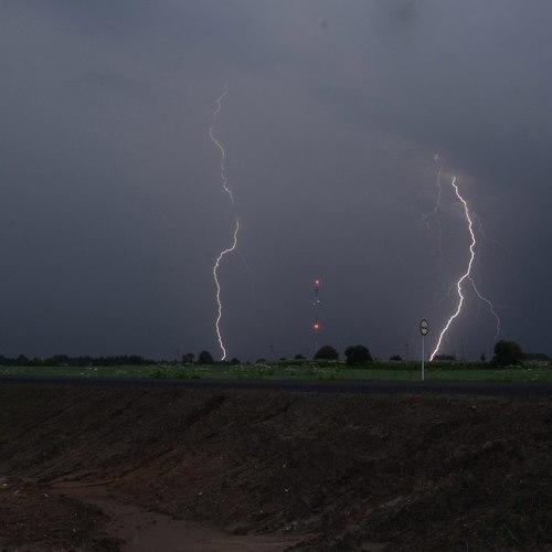 Буря приходит