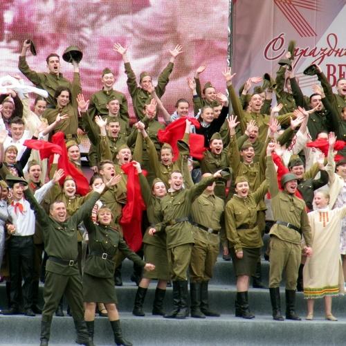 С праздником Великой Победы!