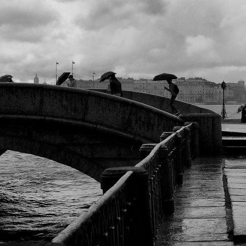 RAIN and WIND, and WIND and RAIN, ... / И СНОВА ВЕТЕР, СНОВА ДОЖДЬ, ...