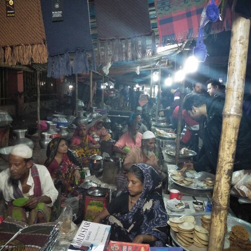 Street Restaurants