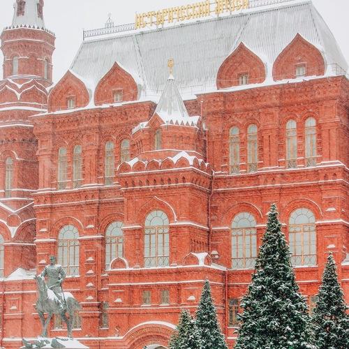 Заснеженная Москва