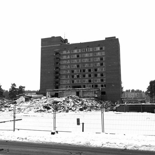 Demolition of Aukshtajtia Hotel