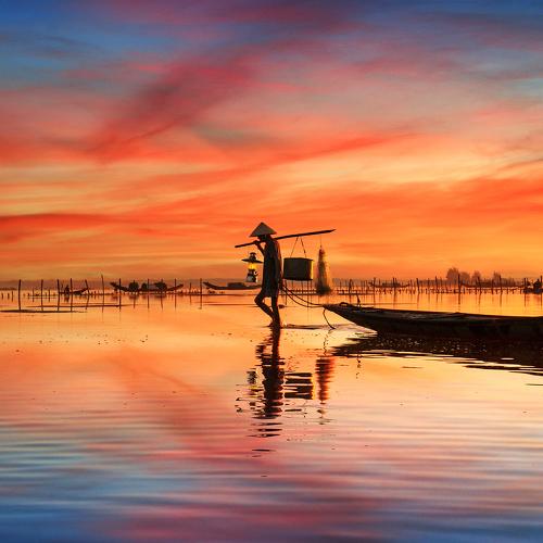 Bình Minh Đầm Quảng Lợi