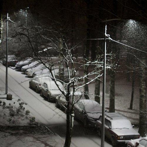 Снежная ночь в нашем дворе