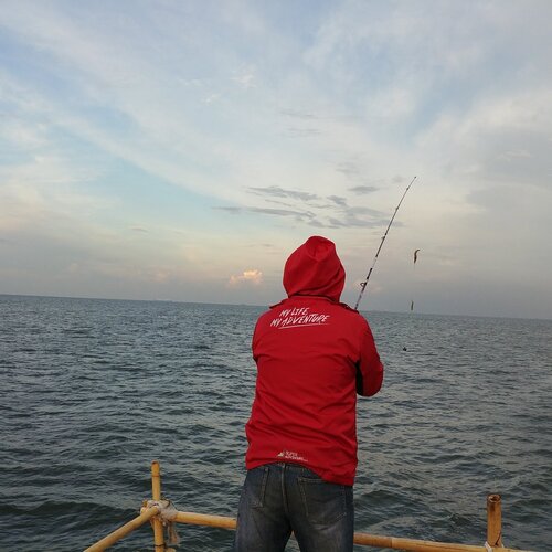Red Fisherman
