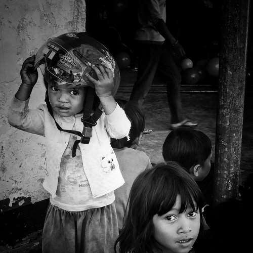 TRẺ EM VÙNG CAO