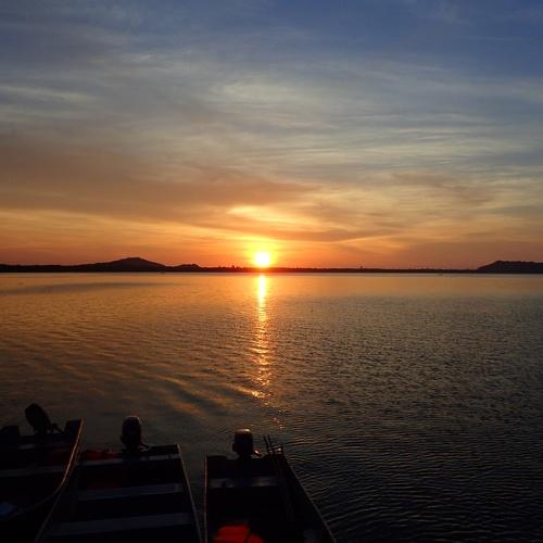 Sunset at Sulaman saltwater lake.