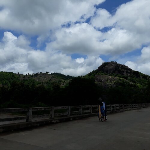 Broken cloud