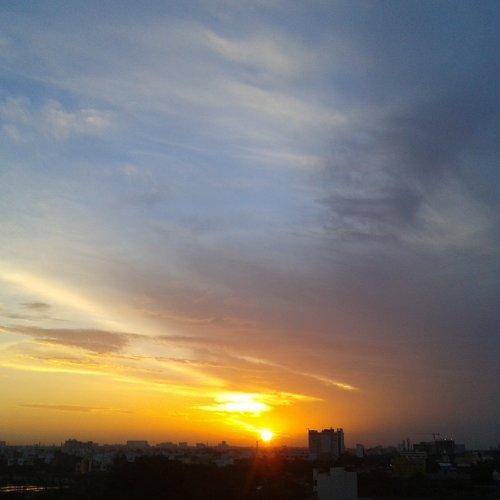 View of the clouds from roof top
