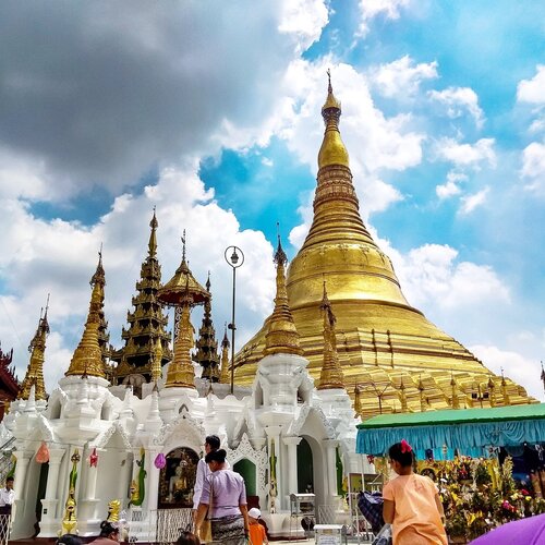 Great Shwe Dagon Pagoda