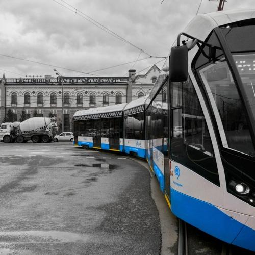 За минут до...