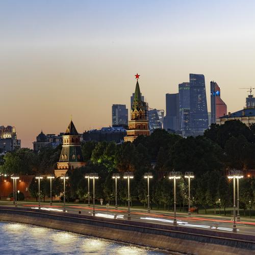 Кремлевская набережная