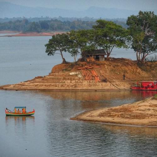Beautiful Kaptai Lake