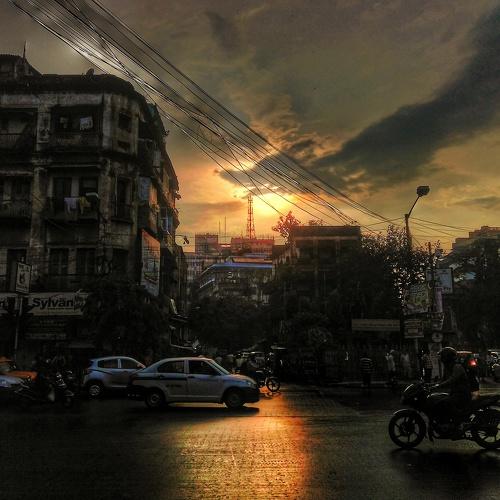 DUSK IN KOLKATA