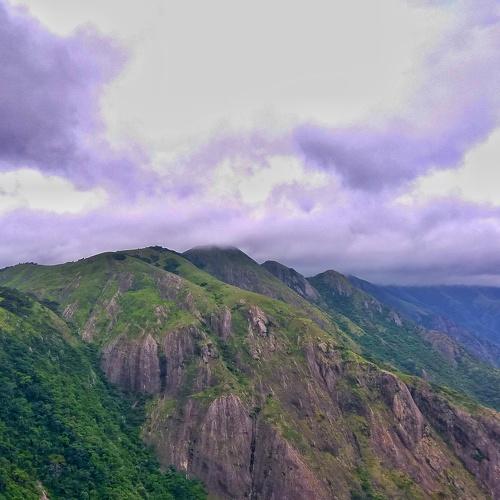 Clouds on the mountain