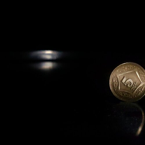 Spinning coin