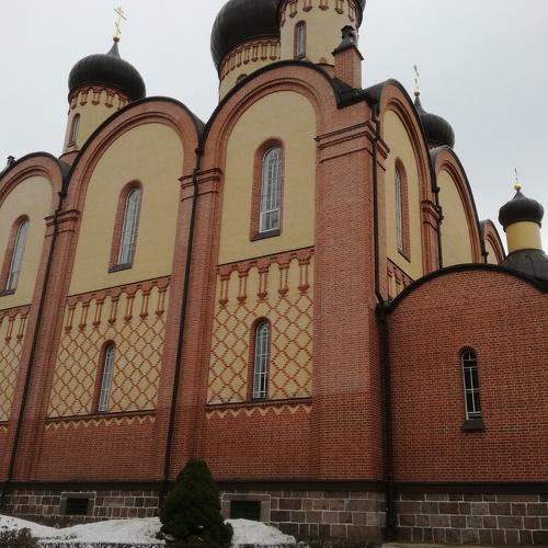 Пюхтицкий монастырь