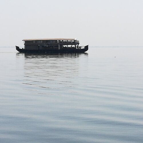 House boat