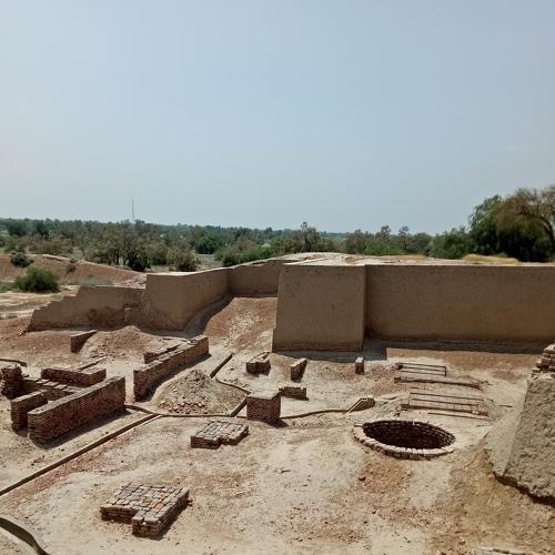 ruins of a Bronze Age fortified city(Harrapa)