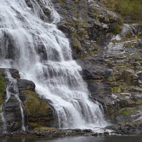 Photo #2438843