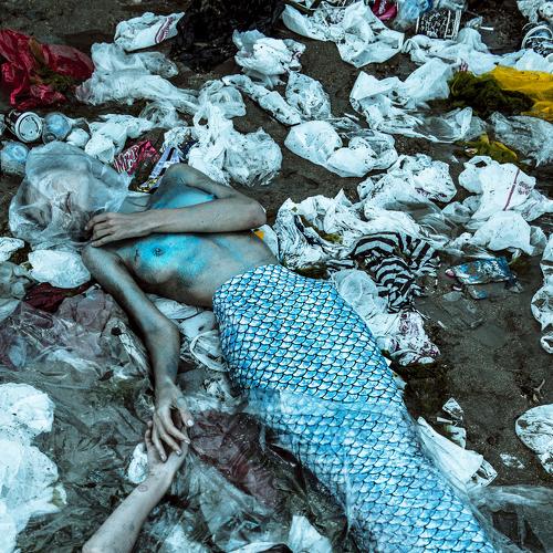 Plastic kills.